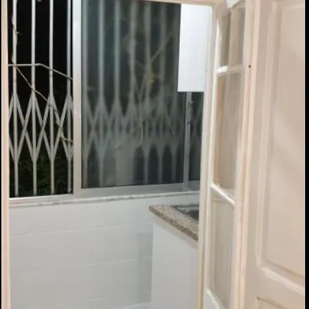 Antonio Pedro * Lisboa