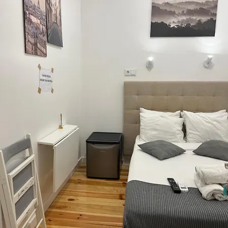 Antonio Pedro Quarto em Acomodações Particulares