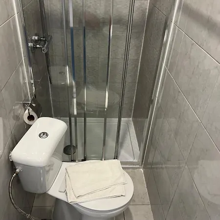 Antonio Pedro Quarto em Acomodações Particulares